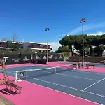Tennis Et Padel アパート アグド