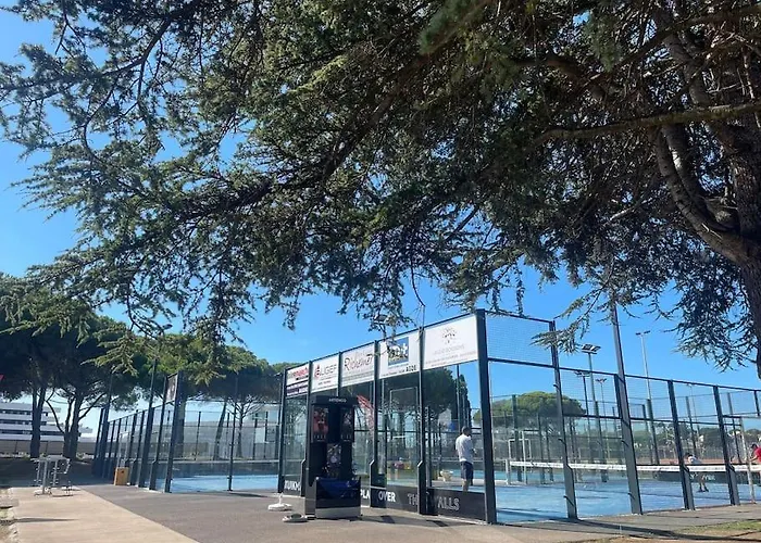 Tennis Et Padel Apartman *